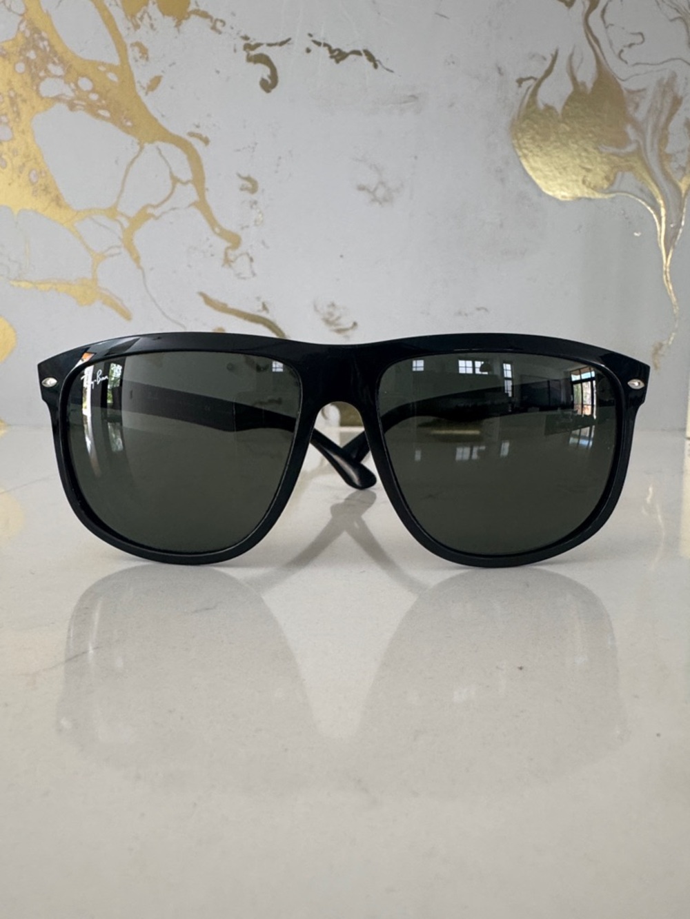 Ray-Ban Boyfriend (Unisex) Black Frame Sunglasses with Green Lenses